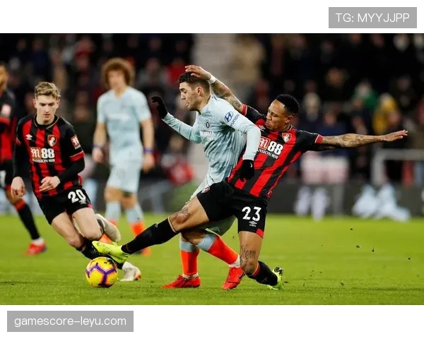 伯恩茅斯惨败英超赛场，球迷忧心球队前景