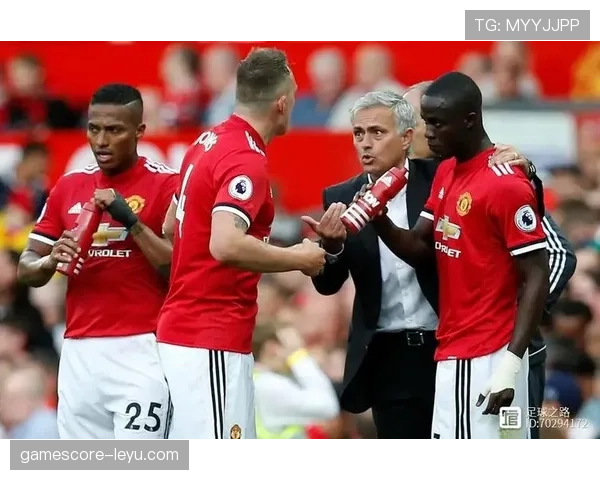 亨克防守体系重塑现代防线：战术革新引领足球防守新潮流