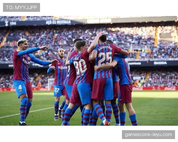 巴萨新赛季进攻套路曝光，状态回暖引关注